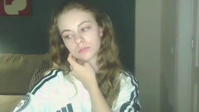 AriaYoung from United States