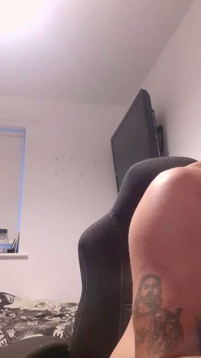 Bigdick20014 from United Kingdom