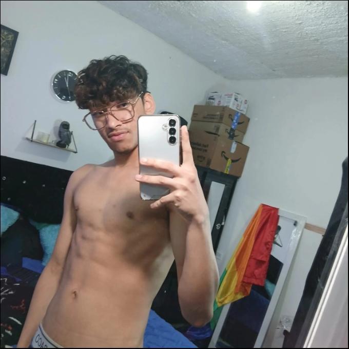 Gael_Jones from Colombia