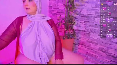 HijabiMilf from Lebanon