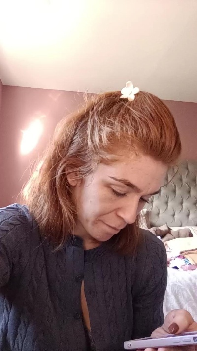 Housewife_Kirst from United Kingdom