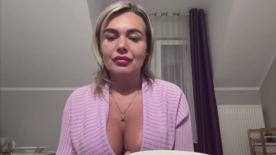 JENNY_KISS from United Kingdom