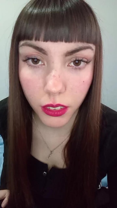 Lara_99_ from Argentina