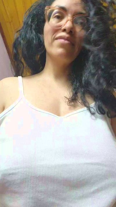 Lucci_Lovee from Colombia