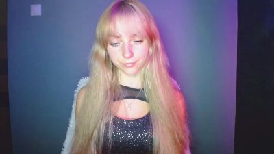 LuciaAdorable from United Kingdom