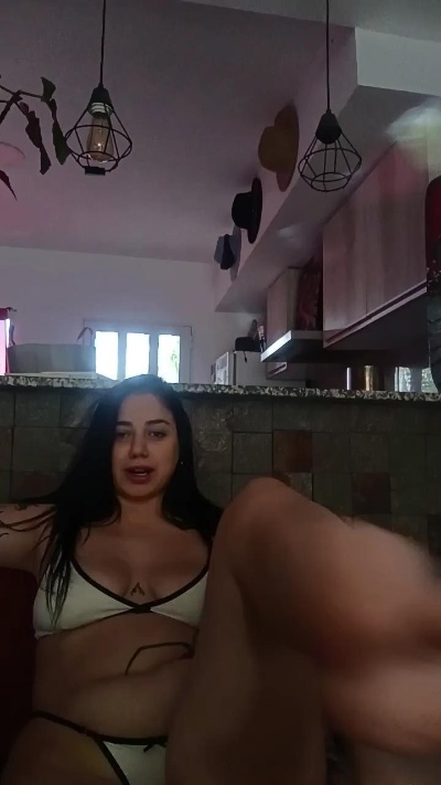 Luulii_loove from Argentina