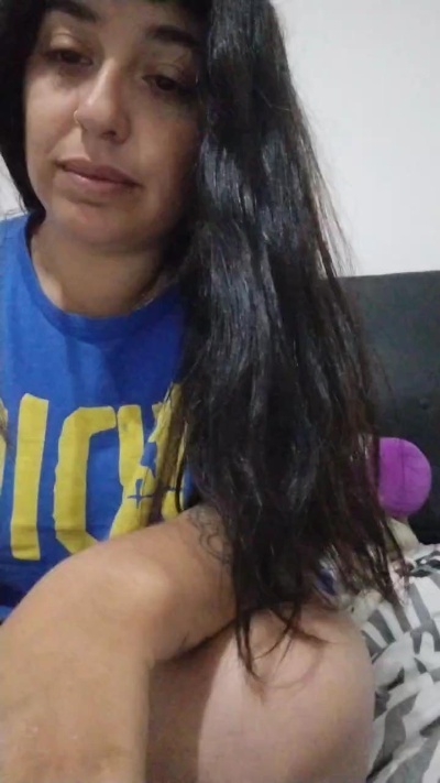 Lxxxia from Argentina