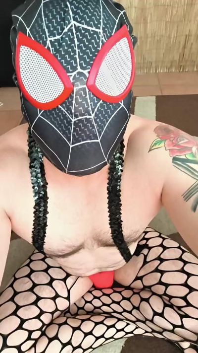 Robinnssonsexxy from Chile