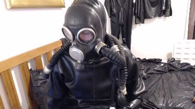 Rubberholic1 from United Kingdom