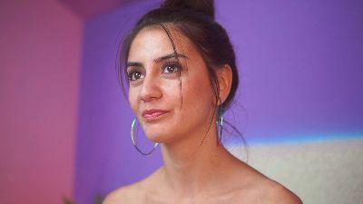 SabrinaHope from Romania