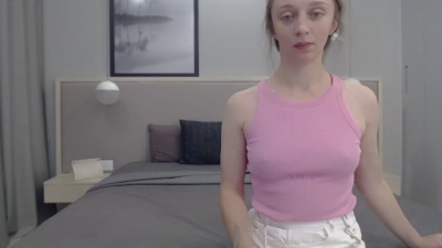ShySchoolGrl from United Kingdom