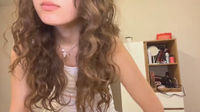SuzannLertora from Japan