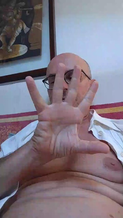 TheDearDaddy from Italy