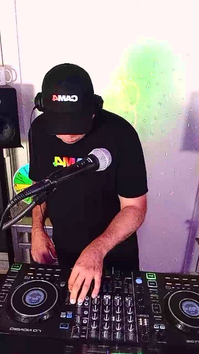 djShyVibes from France