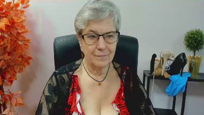 femmeIRIS from Germany